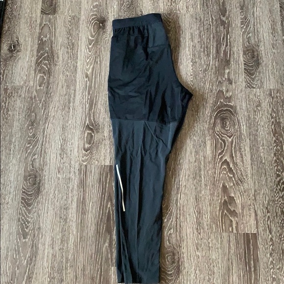 SOLD ✔️ Nike Dri-Fit Men’s Phenom Running Pants - Picture 5 of 7